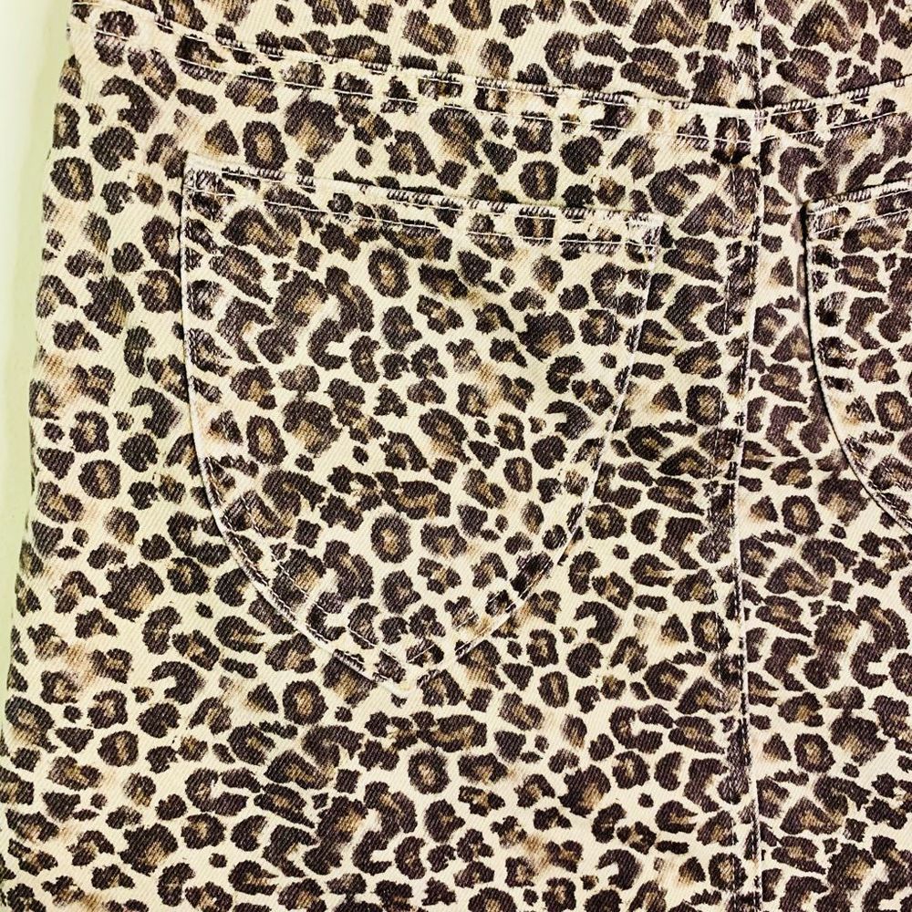 Free People Bailey Denim Mini Skirt Leopard Print Frayed Hem Jean Skirt - Picture 10 of 14